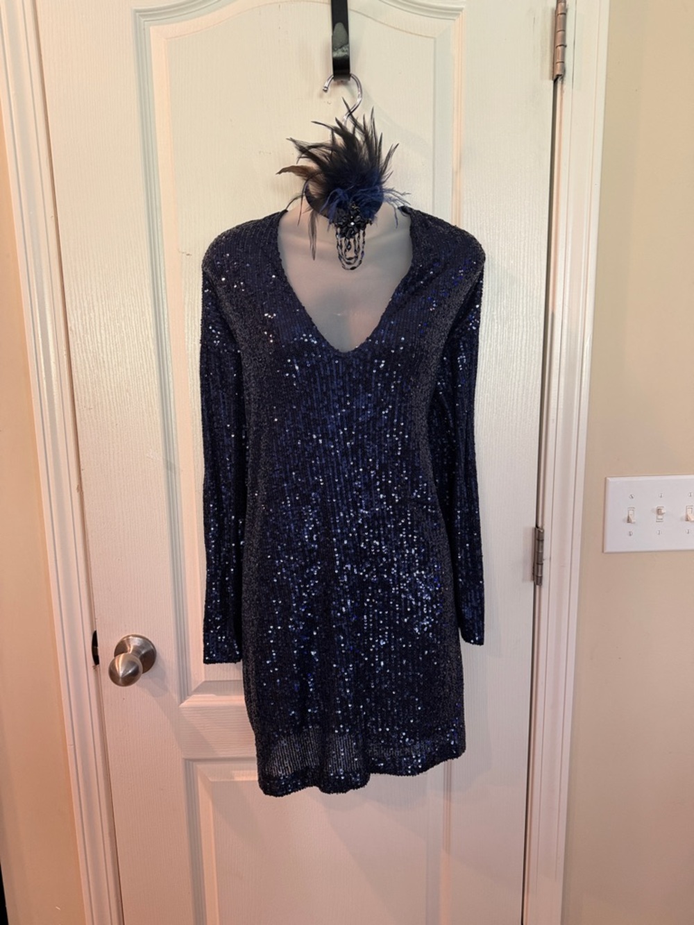 🫐ASOS NAVY BLUE REVERSIBLE SEQUINS DRESS 

🫐SIZE US 8 TALL